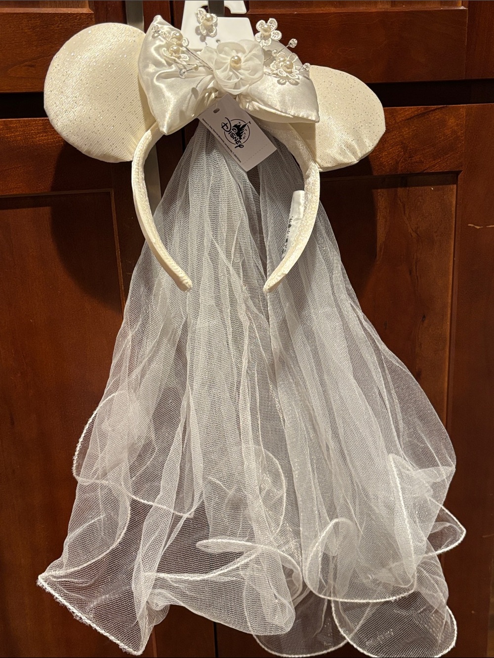 Disney Bridal Ivory Satin Minnie Ears Headband with Veil